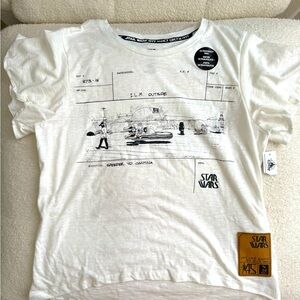 Disney Parks. Star Wars t-Shirt. white women. Ultraviolet Ink.